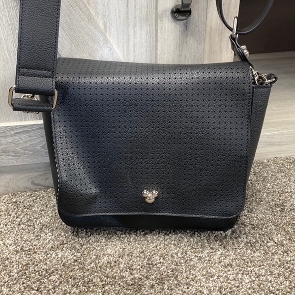 Mickey Mouse Icon Square Crossbody Bag - Enamel Pin Purse - Pin Crossbody - Picture 2 of 8